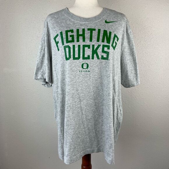 The Nike Tee Fighting Oregon Ducks Dri-Fit T-Shirt Size XL EUC - Picture 1 of 6